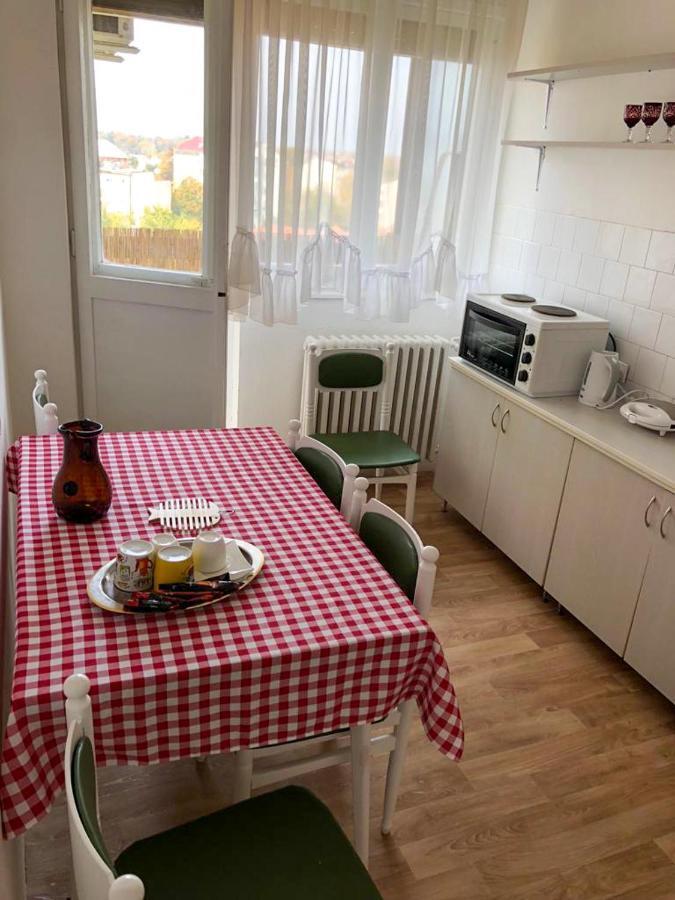 Sunshine Apartment Pančevo Exteriör bild